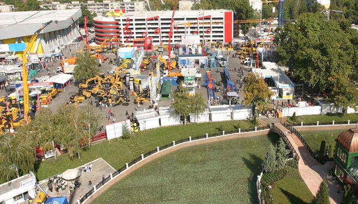 Ръстът показва, че българският бизнес влиза уверено в следкризисния период и ще демонстрира много нови изделия Ръстът показва, че българският бизнес влиза уверено в следкризисния период и ще демонстрира много нови изделия