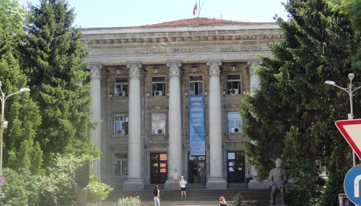 Какво трябва да знаят, за да уредят здравните си осигуровки