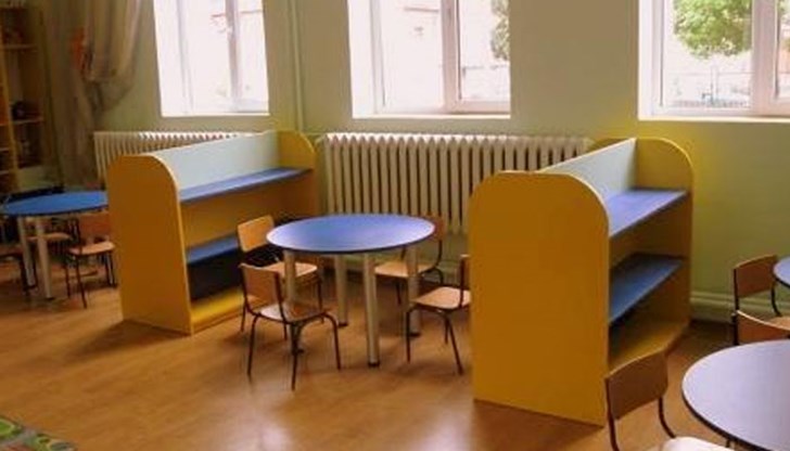 Така едната половина стана частна, а другата общинска