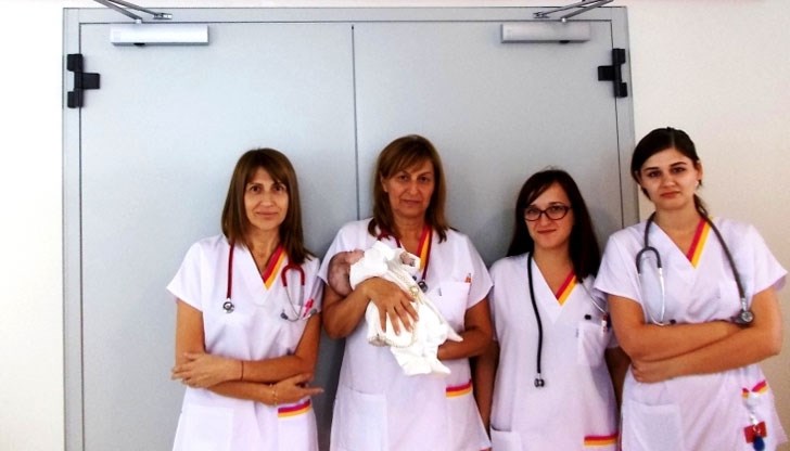 Малкият Мариян вече тежи 2 200 грама след 4-ри месеца в болницата