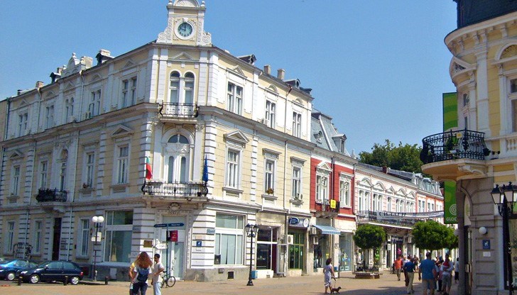 Докато са в отпуск в родината, е добре да уредят отношенията си с НАП - Русе