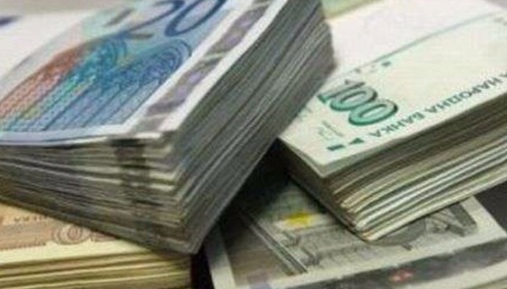 Разбити са вратите на два кабинета Разбити са вратите на два кабинета