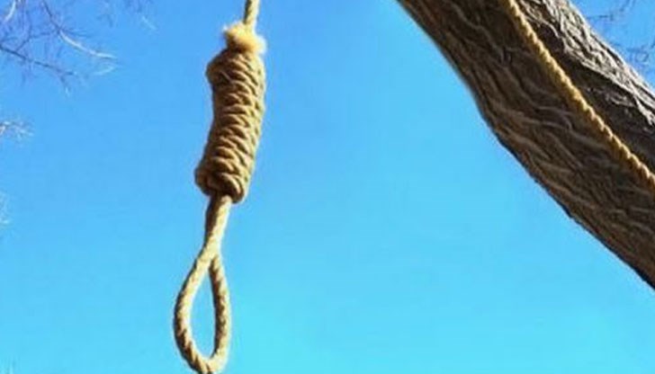 27-годишният зет отишъл на гости, тази сутрин тъстът му го открил да виси на дърво в двора