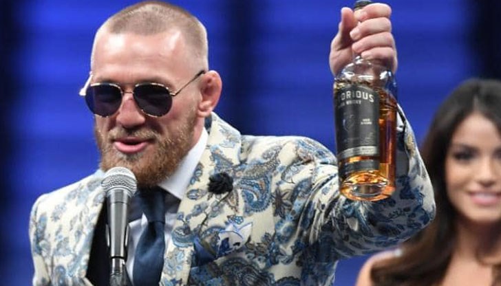 Макгрегър отстъпи с технически нокаут в десетия рунд