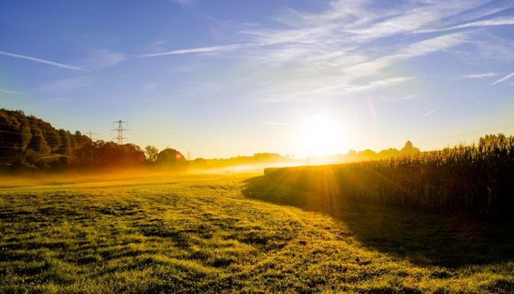 Само над източните и най-вече над североизточните райони ще има краткотрайни валежи с гръмотевици Само над източните и най-вече над североизточните райони ще има краткотрайни валежи с гръмотевици