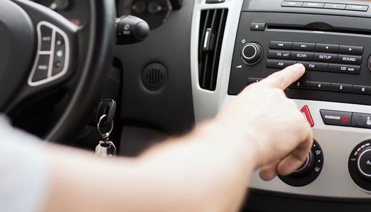 Колкото е по-топло времето, толкова повече радиостанции могат да бъдат прихванати на територията на страната