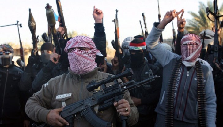 На Апенините взеха мерки още от петък и на ключови места в Рим, Милано и други градове бяха поставени бентонни блокове, които да спрат атака с превозно средство