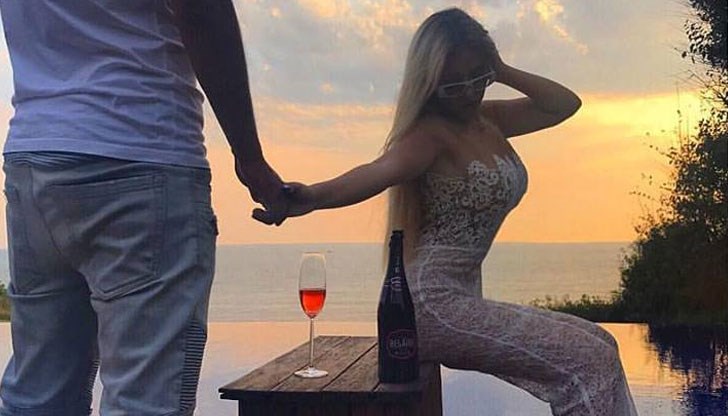 Тийн сензацията пусна снимки с младото лъвче