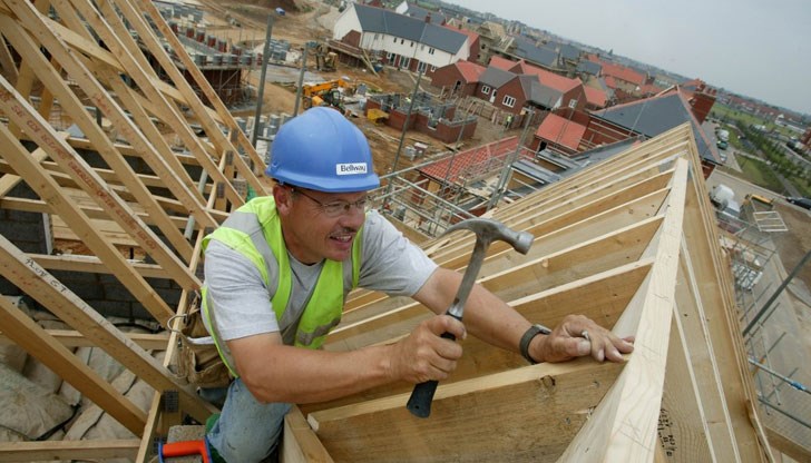 Основно това са строителни работници и хора в сферата на услугите Основно това са строителни работници и хора в сферата на услугите