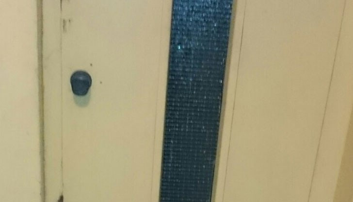 Токът спря внезапно и остави много русенци, заседнали между етажите Токът спря внезапно и остави много русенци, заседнали между етажите