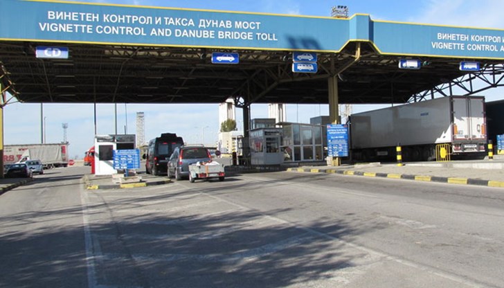 От 12:00 до 20:00 ч. на румънска територия ще бъде ограничено движението за товарни автомобили / Снимката е илюстративна/