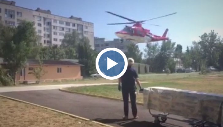 При опасен участък жената се подхлъзва, пада и удря главата си, карат я болница "Св. Анна"