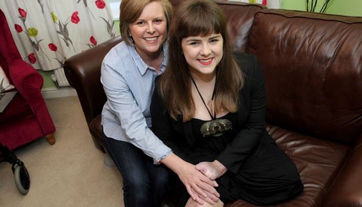 Главата ме цепеше, чувствах се уморена. След 48 часа обаче се оказах в болница, лекарите там видяха, че тялото ми постепенно умира