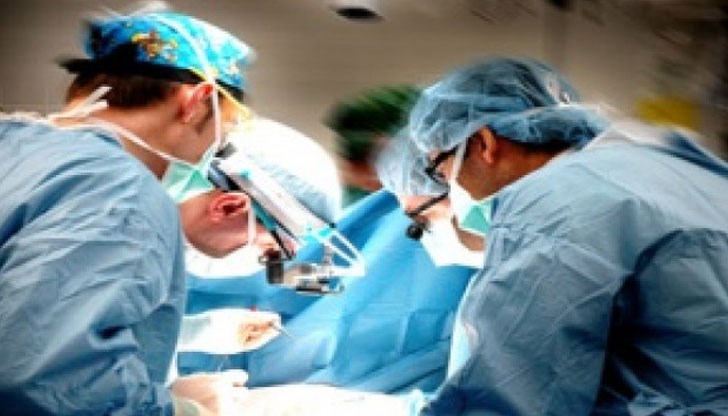 Когато приятел е болен, всички други проблеми ти изглеждат като евтина селска свада Когато приятел е болен, всички други проблеми ти изглеждат като евтина селска свада