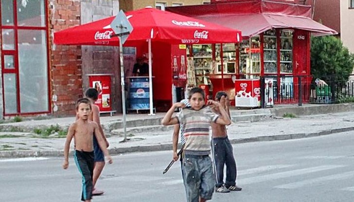 Ходенето на училище ще бъде обвързано със системата за социално подпомагане Ходенето на училище ще бъде обвързано със системата за социално подпомагане