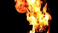 Възрастен мъж се самозапали пред кметство