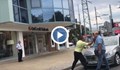 Пловдивски джигит раздава шамари на кръстовище