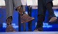 Канадският премиер се появи с чорапи с Чубака на бизнес форум
