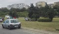 Кола се обърна по таван на булевард "България"