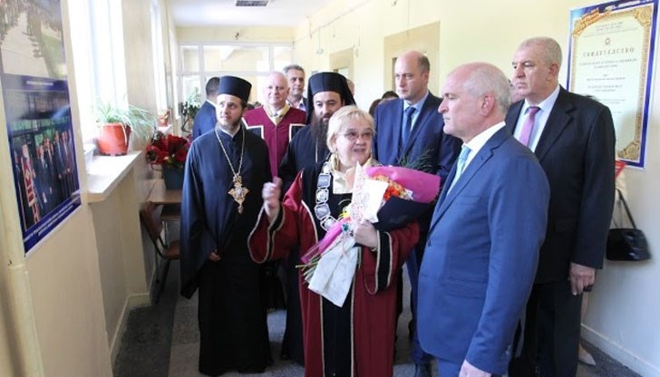 250 млади хора ще се учат във филиала на Русенския университет 250 млади хора ще се учат във филиала на Русенския университет