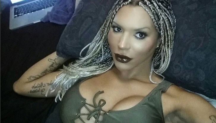 Tранссексуална манекенка си е позволила расистки изказвания по адрес на бели във Фейсбук Tранссексуална манекенка си е позволила расистки изказвания по адрес на бели във Фейсбук