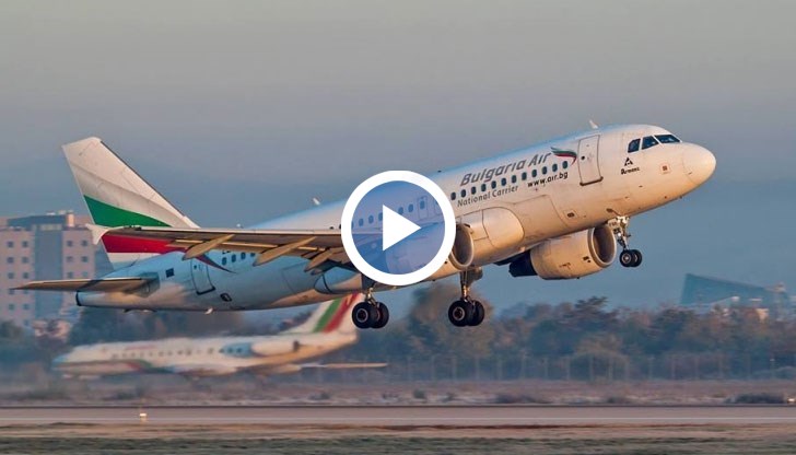 Те е трябвало да напуснат страната около 23:30 часа в четвъртък с полет на "България Ер"