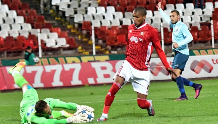 ЦСКА записа осмата си поредна победа в първенството ЦСКА записа осмата си поредна победа в първенството