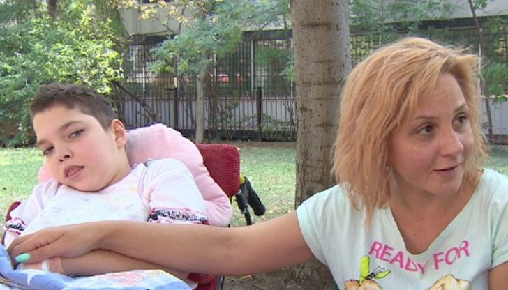 А той си мечтае да я изрече! Нека му помогнем! А той си мечтае да я изрече! Нека му помогнем!