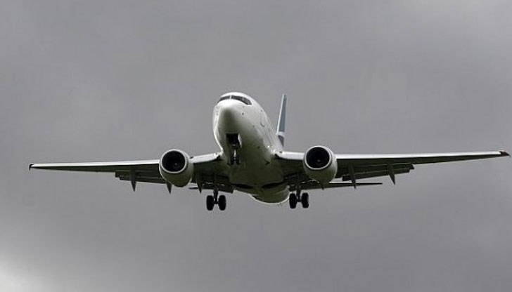 Обезщетение могат да получат всички пътници, на които е отказано да се качат на самолета