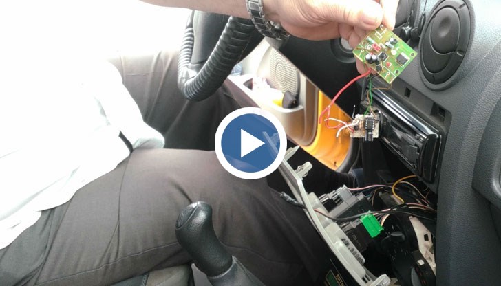 „Господари на ефира” показаха как става това, кой ги слага, как се крият и как действат.