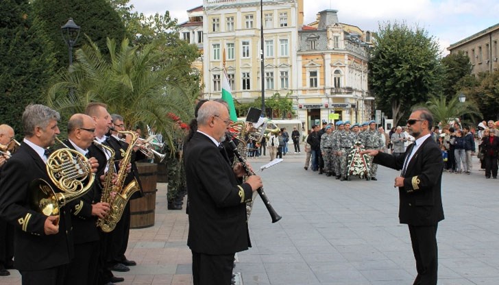 Сред официалните гости на церемонията беше и Игнат Канев