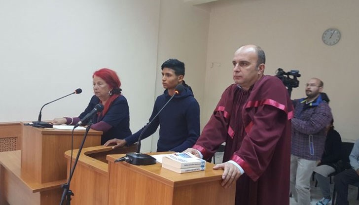 Съдът го остави в ареста