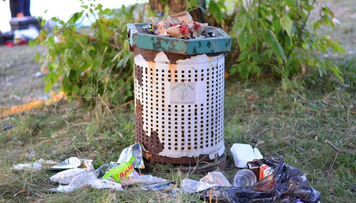 Пълно е с боклуци, потресена съм!