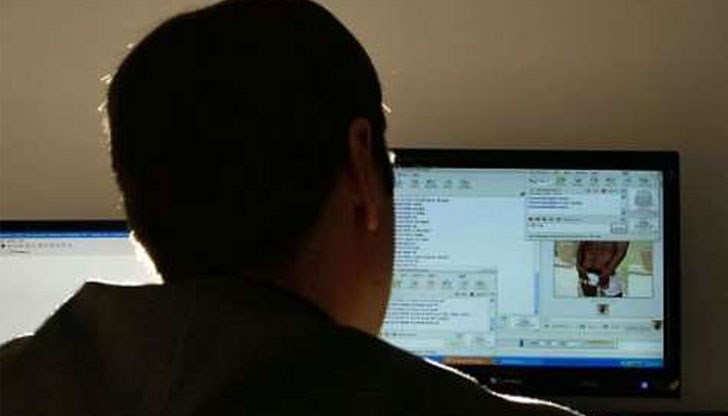 Педофилите търсят жертвите си основно през "Фейсбук", но и често използват сайтове, предоставящи забавления за деца Педофилите търсят жертвите си основно през "Фейсбук", но и често използват сайтове, предоставящи забавления за деца