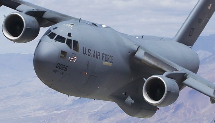 Хвърлете 25 милиона айфони по тях и сложите над тях сателити с безплатна Wi-Fi