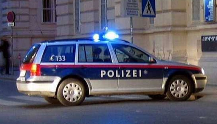 Мъжът скочил от прозореца от апартамента на третия етаж Мъжът скочил от прозореца от апартамента на третия етаж