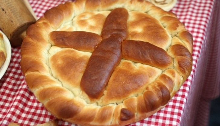 Днес най-възрастната жена в дома трябва да опече специален обреден хляб