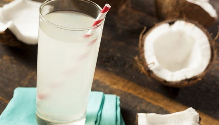 Освен за пиене, кокосовата вода може да се ползва и за измиване