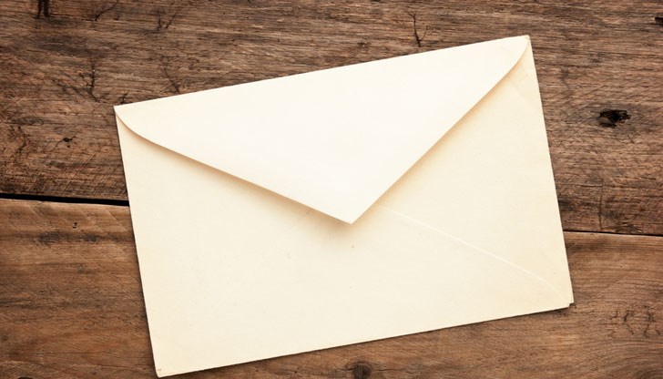 Майки и бащи, които изпратихте децата си в един друг свят, могат ли да заменят скайп-разговорите прегръдката? Майки и бащи, които изпратихте децата си в един друг свят, могат ли да заменят скайп-разговорите прегръдката?