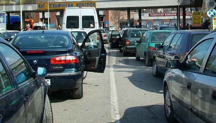 КАТ ще заличава автоматично регистрацията на превозното средство