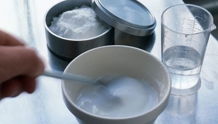 Срещу зъбобол - смесете кислородна вода и кокосово масло и изплакнете устата Срещу зъбобол - смесете кислородна вода и кокосово масло и изплакнете устата