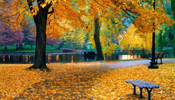 Температурата на морската вода е 23-25° Температурата на морската вода е 23-25°