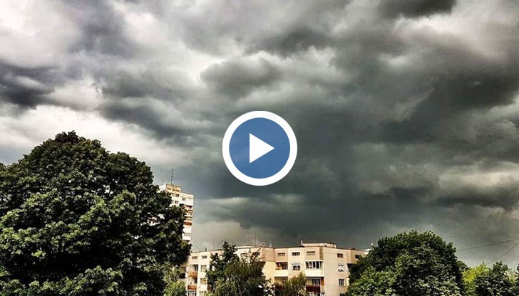 Ще има валежи, гръмотевици, а североизточен вятър носи студ