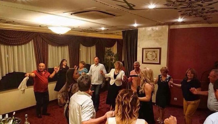 Пловдивският бизнесмен Георги Гергов организира един вид "тийм билдинг" в собствения си хотел Санкт Петербург