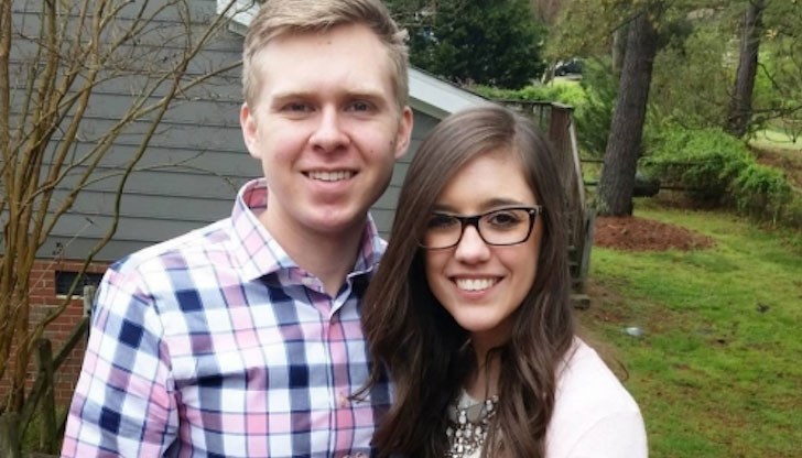 Спомням си, че сънувах, а след това включих светлините и тя лежеше мъртва на пода... Спомням си, че сънувах, а след това включих светлините и тя лежеше мъртва на пода...