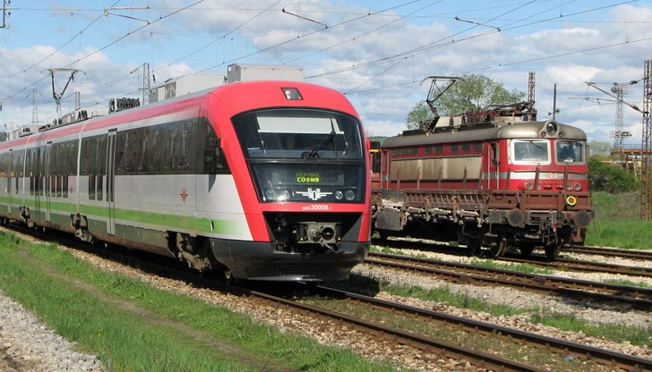 Това е първият етап на обновяването на подвижния състав на железниците