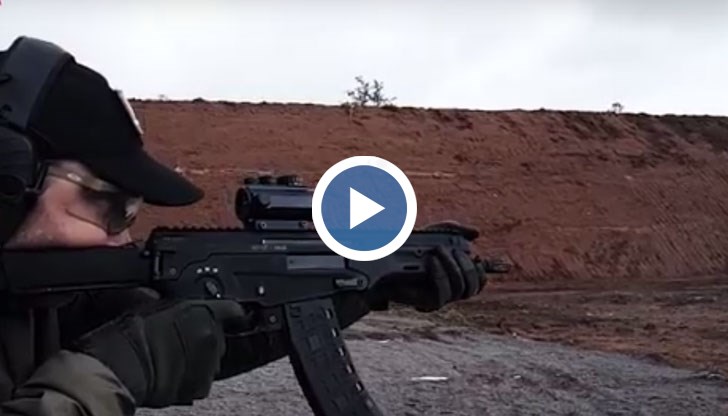 Серийното производство на малогабаритния автомат на „Калашников” АМ-17 и на безшумния малогабаритен автомат АМБ-17 ще започне след държавните изпитания през 2018 г.