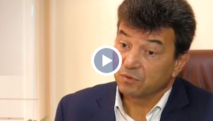 Човекът, който ме обвини, ми дължи пари