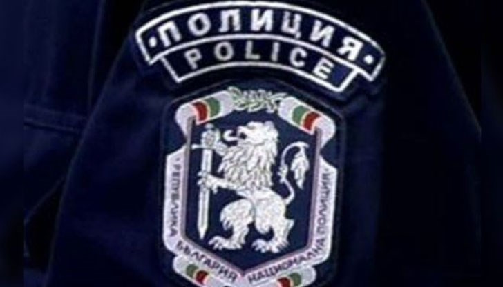 При мелето са били скъсани и пагоните на един от служителите на реда При мелето са били скъсани и пагоните на един от служителите на реда