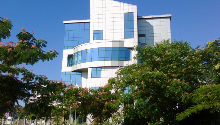 Това е първата група от русенски фирми за проверка, които са част от хиляди юридически лица в цялата страна Това е първата група от русенски фирми за проверка, които са част от хиляди юридически лица в цялата страна